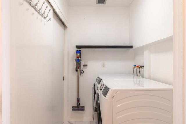 28002 Oakshire Drive, Carmel CA: https://media.crmls.org/mediaz/d85d0174-7e9c-4dc6-bc81-f906e8450fb9.jpg