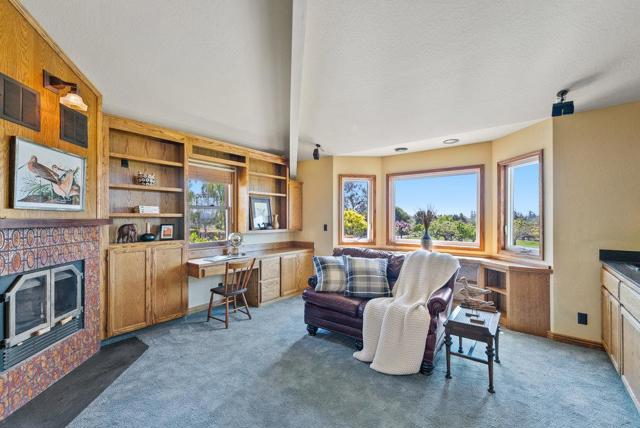 180 Dicicco Terrace, Watsonville CA: https://media.crmls.org/mediaz/d85d7b54-9bdf-42e3-bf43-6fd4d2f0d9fc.jpg