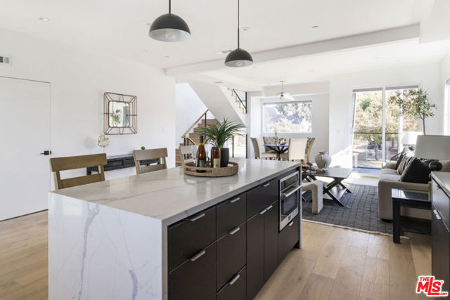 6849 N Figueroa Street, Los Angeles CA: https://media.crmls.org/mediaz/d85dda9d-bbf8-4563-b9d0-de58cea23701.jpg