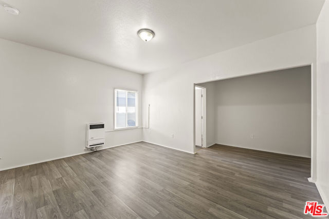 842 W 83rd Street, Los Angeles CA: https://media.crmls.org/mediaz/d85dfdb2-5b94-410c-84de-9baa8785b455.jpg