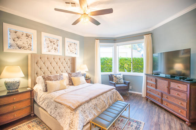 75273 Spyglass Drive, Indian Wells CA: https://media.crmls.org/mediaz/d85e2b61-1cc6-48c3-8ed3-e5b63fb96061.jpg