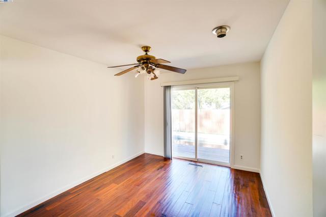 Image 2 of 11 For 750 Mirador Ct