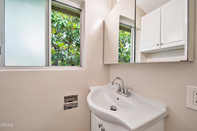 Detail Gallery Image 14 of 21 For 720 E Mountain St #11,  Pasadena,  CA 91104 - 1 Beds | 1 Baths