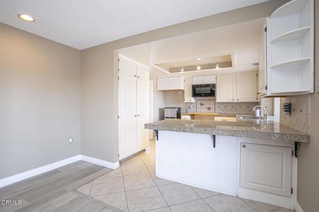 3831 E Ave T 8, Palmdale CA: https://media.crmls.org/mediaz/d85ff081-3bc0-43a5-afa5-781222813959.jpg