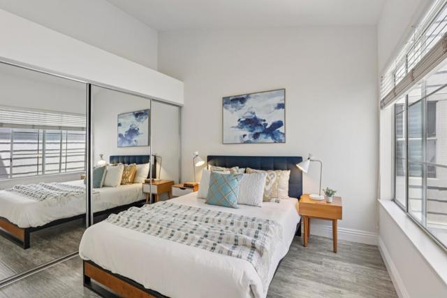 595 Shoal Circle,  CA: https://media.crmls.org/mediaz/d860abe6-e45f-4dc4-b003-40c6e4b99d98.jpg