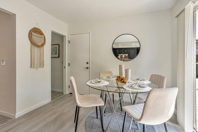 952 Coventry Way, Milpitas CA: https://media.crmls.org/mediaz/d860e156-de63-4ba0-984d-e70465f133f4.jpg