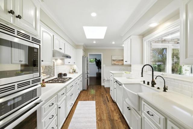 1869 Walnut Drive, Mountain View CA: https://media.crmls.org/mediaz/d86158df-f493-4874-84be-20b3072673f9.jpg