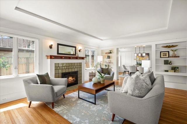 52 Myrtle Street, Redwood City CA: https://media.crmls.org/mediaz/d861cf90-02ca-42e7-9a6b-b91277c29a65.jpg