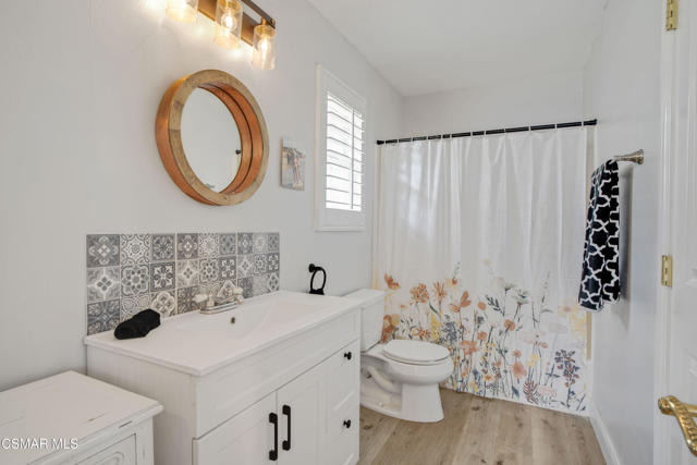 30836 Overfall Drive, Westlake Village CA: https://media.crmls.org/mediaz/d8620c3b-d86a-4fcc-ab95-47ec1c7a161b.jpg