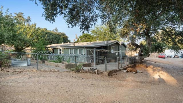 Image 10 of 24 For 25218 Black Canyon Rd