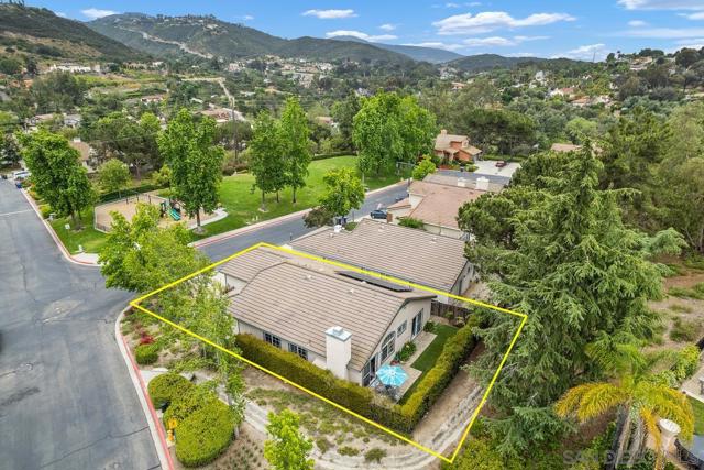1150 ALOE CT., San Marcos CA: https://media.crmls.org/mediaz/d86375b0-9cea-49be-8d10-2e23c8e0fbf8.jpg