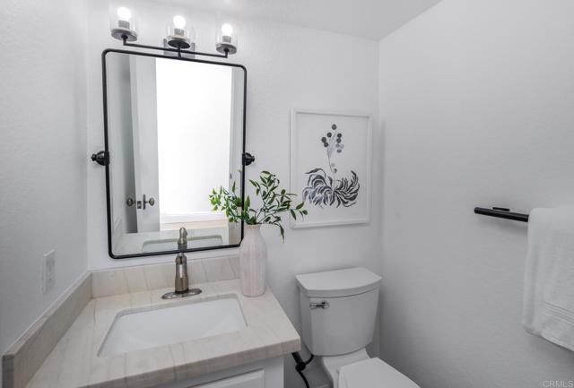 Detail Gallery Image 14 of 30 For 385 via Montanosa, Encinitas,  CA 92024 - 4 Beds | 2/1 Baths