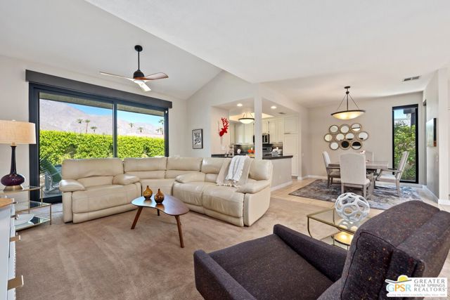 1346 E Andreas Road, Palm Springs CA: https://media.crmls.org/mediaz/d863e970-8cae-49e4-94f5-98f82d474805.jpg