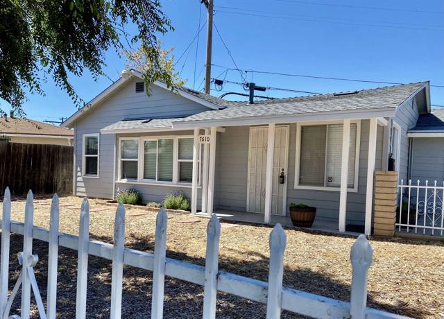 Detail Gallery Image 2 of 34 For 7610 Lansing Drive, Lemon Grove,  CA 91945 - 3 Beds | 2 Baths