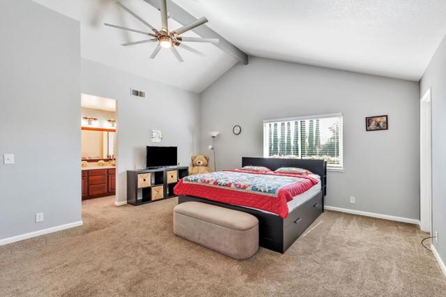 1206 Sycamore Court, Gilroy CA: https://media.crmls.org/mediaz/d8652439-d851-471f-a039-896e99944d3f.jpg