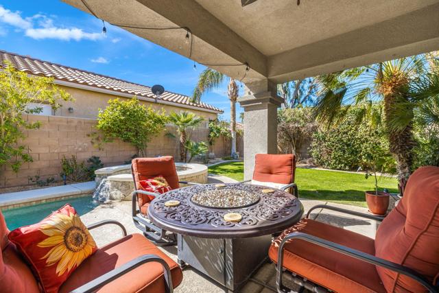 80055 Jasper Park Avenue, Indio CA: https://media.crmls.org/mediaz/d86535e5-8efd-4757-9132-110bd275c286.jpg