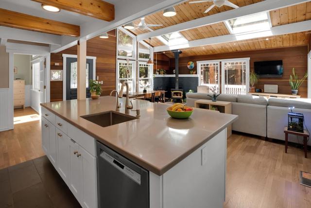 14566 Old Japanese Road, Los Gatos CA: https://media.crmls.org/mediaz/d8668881-8641-4114-8ae7-87c6cd64c135.jpg