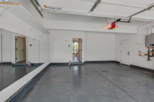 2222 Davie Pl, Tracy CA: https://media.crmls.org/mediaz/d8670afa-257e-4d4f-85e2-ca7eae092ad9.jpg