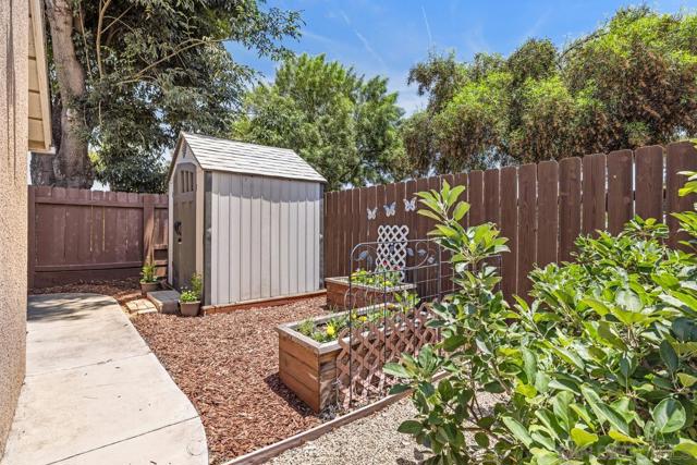 271 Gull Pl, El Cajon CA: https://media.crmls.org/mediaz/d867f272-e66e-43e8-a74b-2ad2387dbb2a.jpg