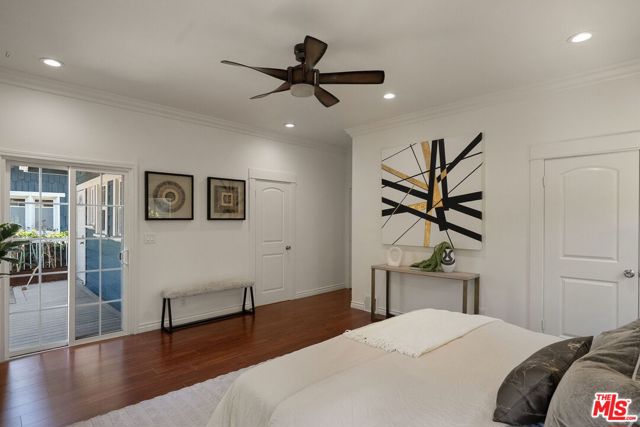 251 S Ardmore Avenue, Los Angeles CA: https://media.crmls.org/mediaz/d868421a-a436-478e-9dd7-c5d21da89f55.jpg