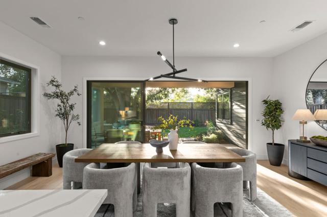 1060 Karen Way, Mountain View CA: https://media.crmls.org/mediaz/d869d3ce-4900-40b0-94d4-19bf31e62e9e.jpg