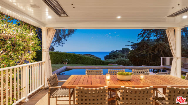 6825 Zumirez Drive, Malibu CA: https://media.crmls.org/mediaz/d86a8c5c-0de0-4526-8868-2bd207bbdfcc.jpg