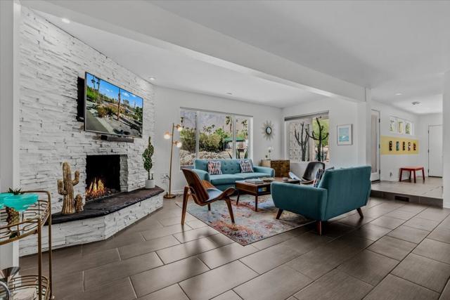 2726 N Cardillo Avenue, Palm Springs, CA 92262