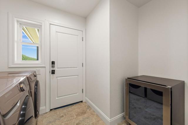 33501 Loma Chiquita Road, Los Gatos CA: https://media.crmls.org/mediaz/d86aa451-4df9-43b0-adc0-bb37da12697b.jpg