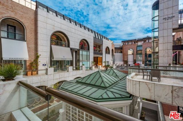  Commercial for Sale in Beverly Hills, California