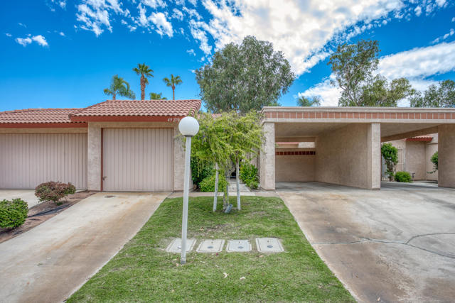 49210 Douglas Street Street, Indio CA: https://media.crmls.org/mediaz/d86b64c7-6c7a-42c2-859b-4b5913175d6f.jpg
