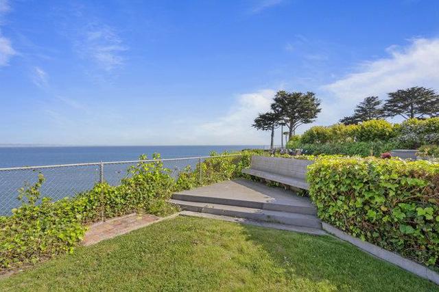 4750 Opal Cliff Drive, Santa Cruz CA: https://media.crmls.org/mediaz/d86d8be4-50f5-4d67-902c-e1a800231e50.jpg