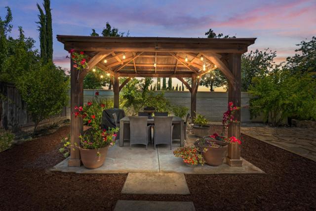 1141 Navigator Drive, Lathrop CA: https://media.crmls.org/mediaz/d86dfcf6-cce1-4444-954c-2ea29b42f522.jpg