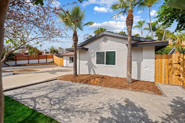 3910 Adams Street, Carlsbad CA: https://media.crmls.org/mediaz/d86f8e9c-7953-4a9e-be59-c2e577d84682.jpg