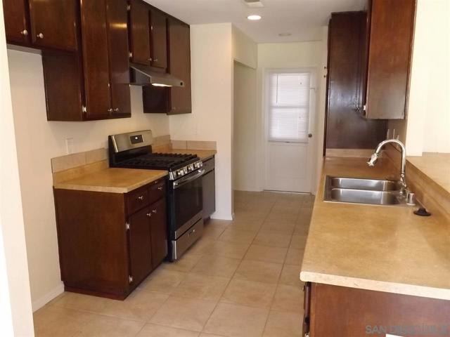 12112 Wilsey Way, Poway CA: https://media.crmls.org/mediaz/d86fcf34-f53b-47cc-98a5-bd7b3ab8eb50.jpg