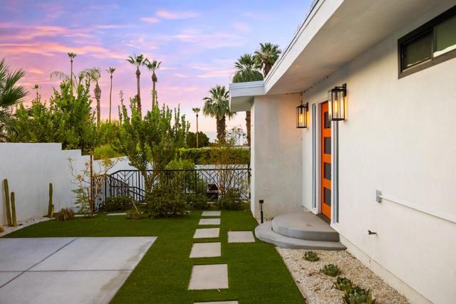 72870 Bel Air Road, Palm Desert CA: https://media.crmls.org/mediaz/d86ff0ce-a4a2-4003-ad5d-036ef70c413a.jpg