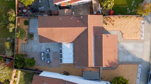 33041 Calistoga Street, Union City CA: https://media.crmls.org/mediaz/d870296f-21cc-47ba-bd56-697d1b1e2cdb.jpg