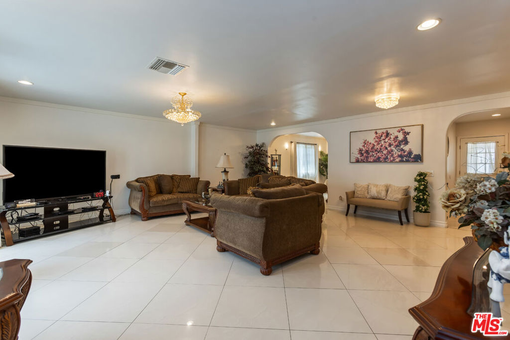 MLS #26985491 image #3