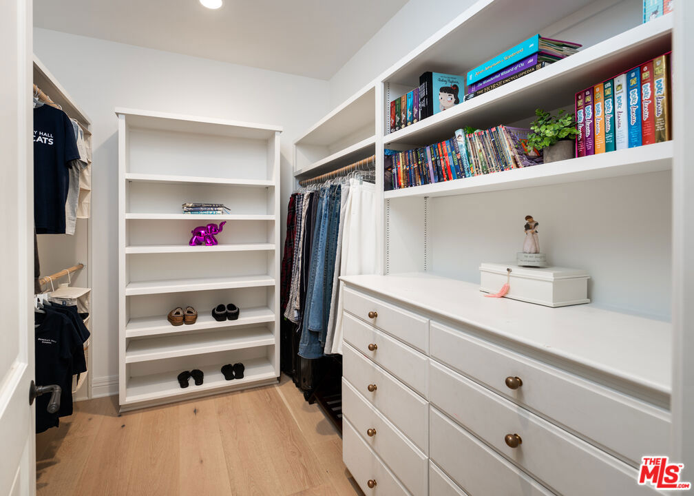 MLS #26985127 image #49