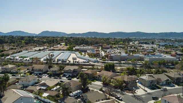 Detail Gallery Image 10 of 48 For 27288 Sierra Madre Dr, Murrieta,  CA 92563 - 4 Beds | 2/1 Baths