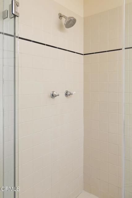 1813 Wayne Avenue, South Pasadena CA: https://media.crmls.org/mediaz/d8728f8d-57a1-456f-870b-e3b655bc6022.jpg