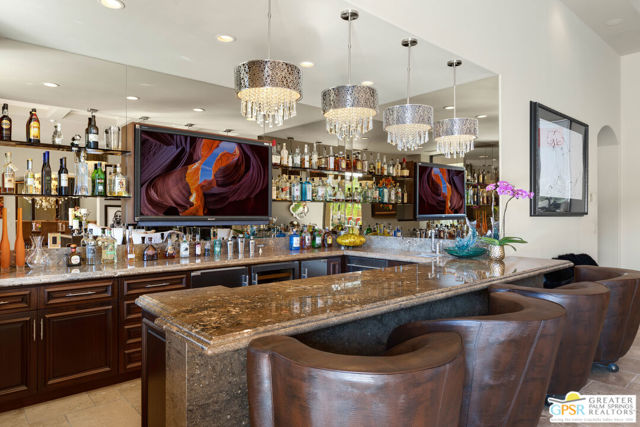 3 Coronado Court, Rancho Mirage CA: https://media.crmls.org/mediaz/d873c451-1105-4653-a500-e59c0dcfdcc1.jpg