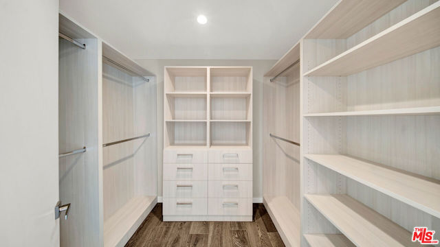 Drew Fenton | 11601 Bellagio Road Los Angeles CA | MLS: 7559870