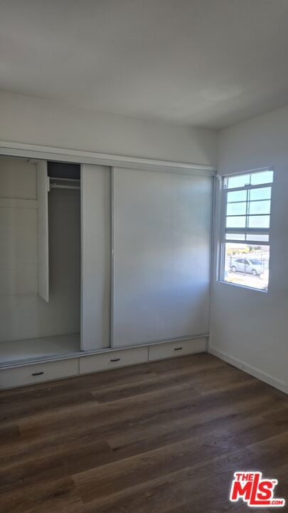 4150 W Pico Boulevard, Los Angeles CA: https://media.crmls.org/mediaz/d874db75-d016-4444-9cfb-50493495b101.jpg