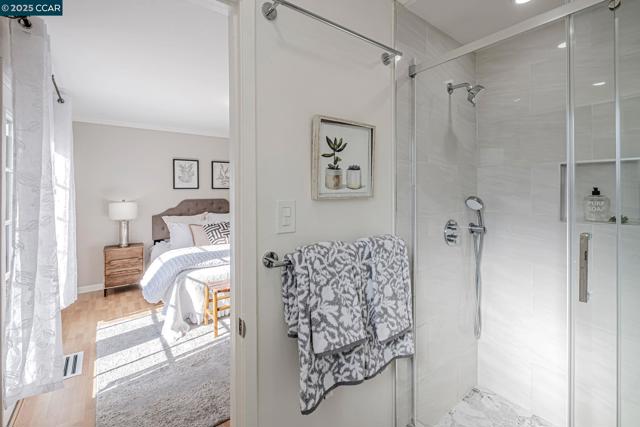 1498 Delaware Dr, Concord CA: https://media.crmls.org/mediaz/d87500ec-3fef-418b-bdfe-4a7f493c929e.jpg