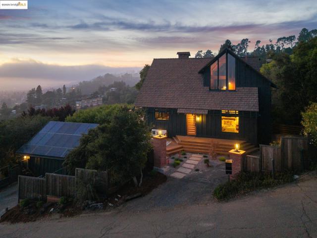 690 PANORAMIC WAY, Berkeley CA: https://media.crmls.org/mediaz/d87544c1-e56f-4d1c-851c-4c21b755f9d5.jpg