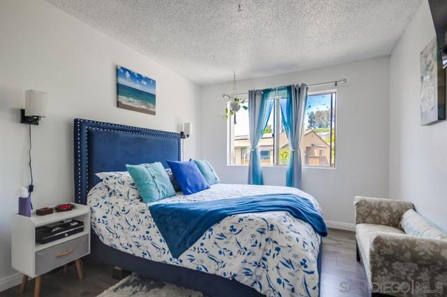 5350 Baltimore Drive, La Mesa CA: https://media.crmls.org/mediaz/d87598cf-f5bd-4396-a017-31486d0843b2.jpg