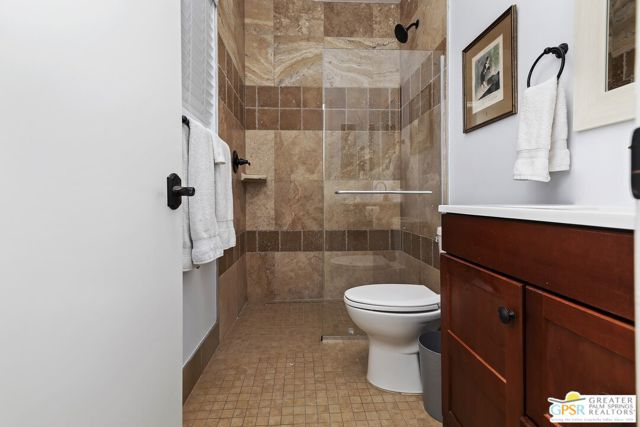 535 E Via Colusa, Palm Springs CA: https://media.crmls.org/mediaz/d878fa06-b8d8-4c00-a131-8dc35949a9f8.jpg