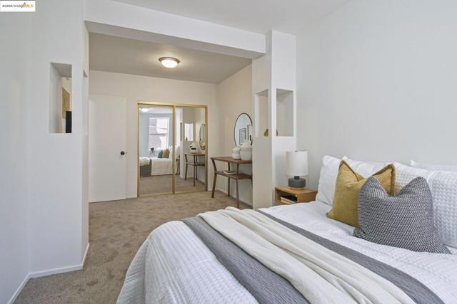 2900 Sheffield Ave, Oakland CA: https://media.crmls.org/mediaz/d8793c8d-1298-45ac-a69f-cb8912f49c40.jpg