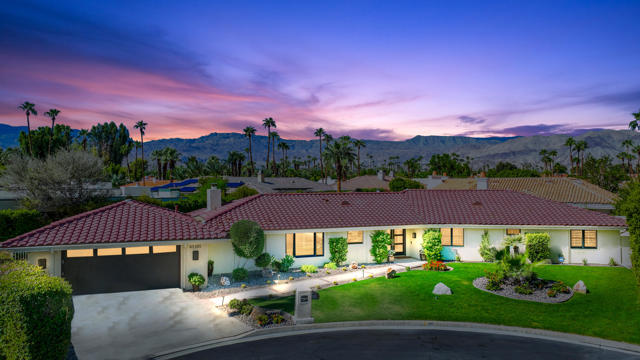 45385 Taos, Indian Wells CA: https://media.crmls.org/mediaz/d87a7aad-2f4b-4195-ae3c-5d063d63ae20.jpg