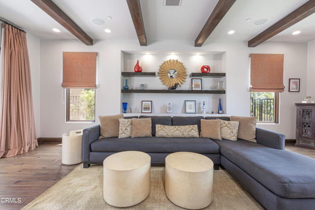 2330 Crystal Lane, Pasadena CA: https://media.crmls.org/mediaz/d87b7cf8-8ab4-4641-8a3d-18151cd4f900.jpg